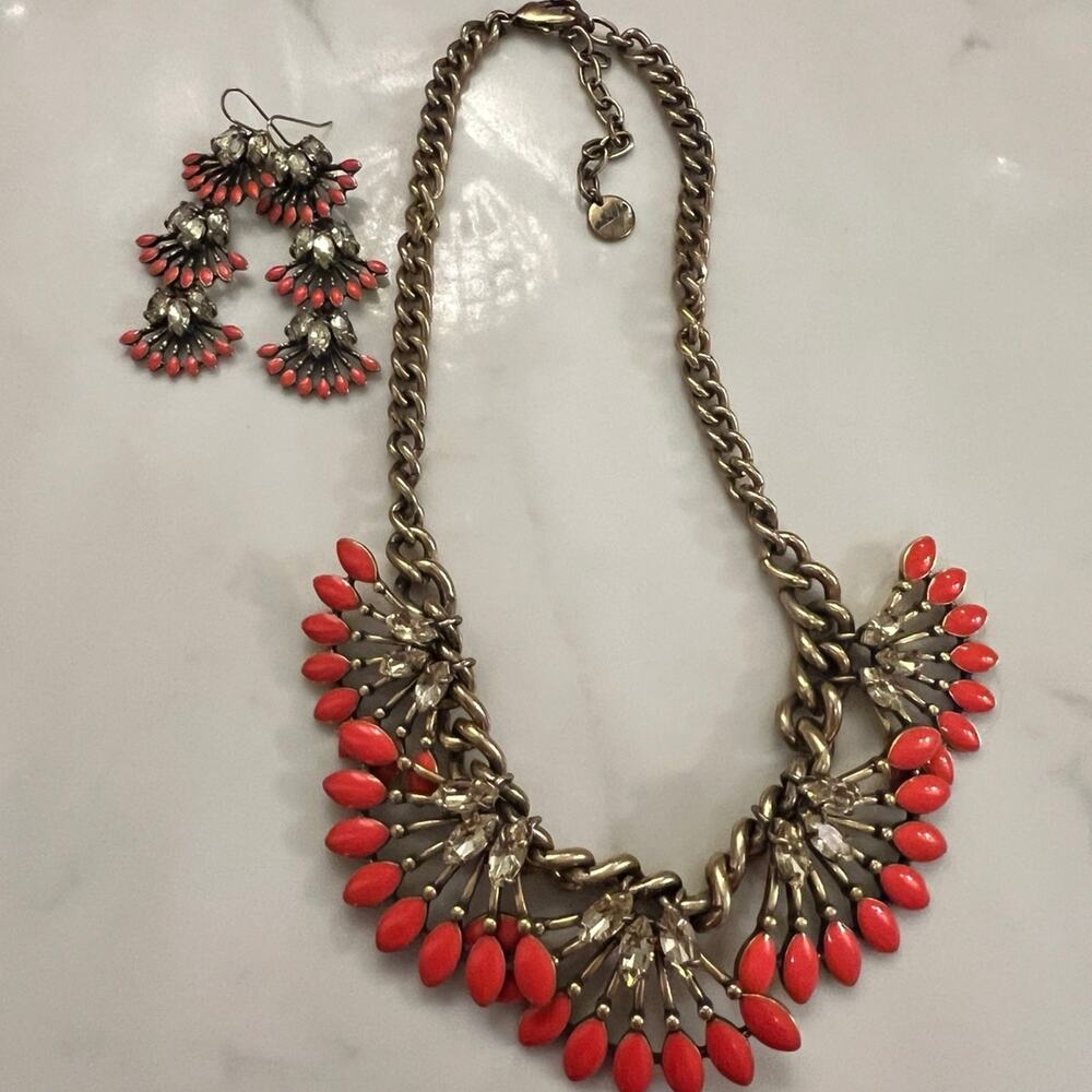 Stella and Dot Necklace and Earrings